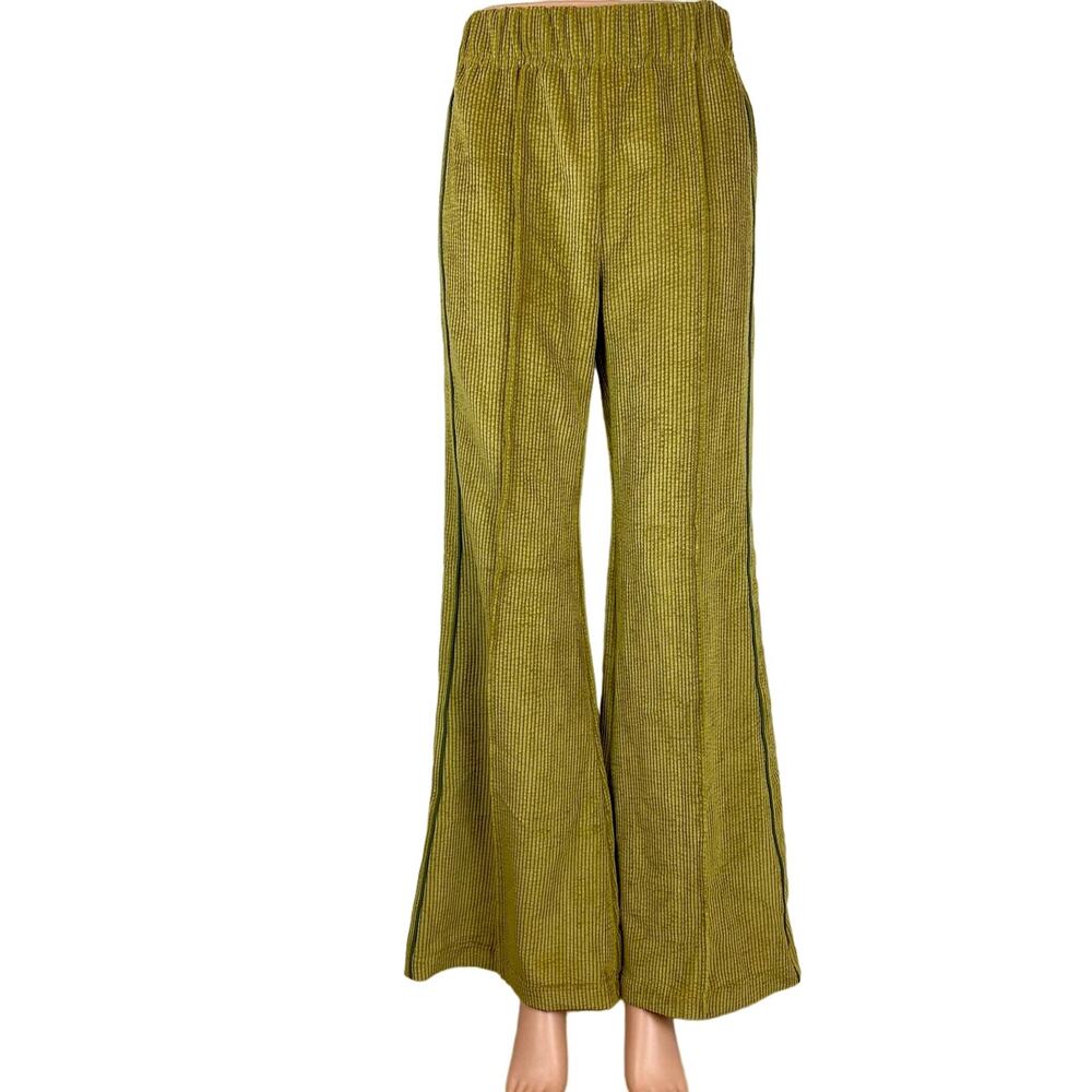 BDG Urban Outfitters Green Corduroy Flared Wide Leg Pull On Ankle Pants Size 26